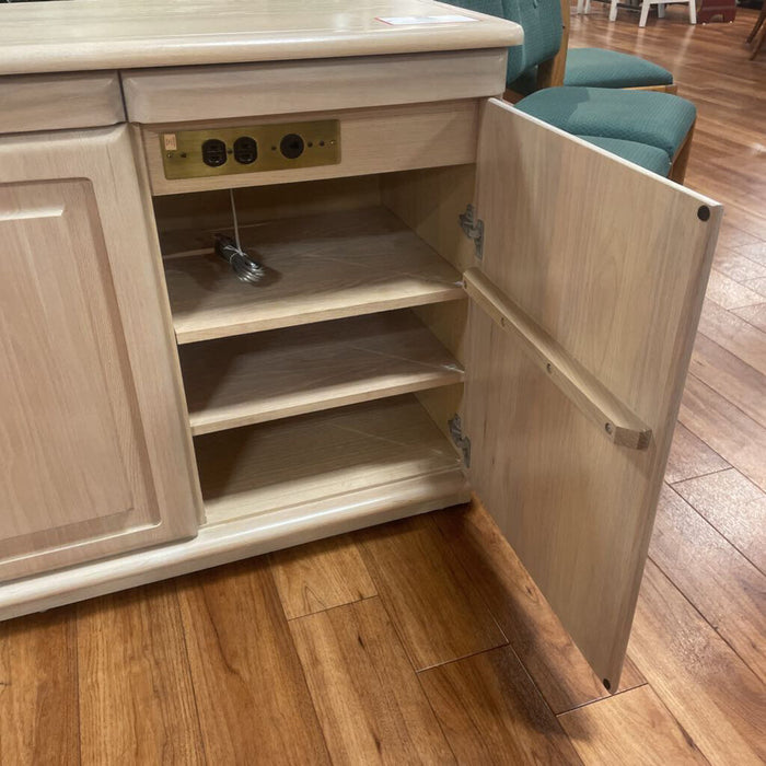LW 3-Door Buffet(BTK)