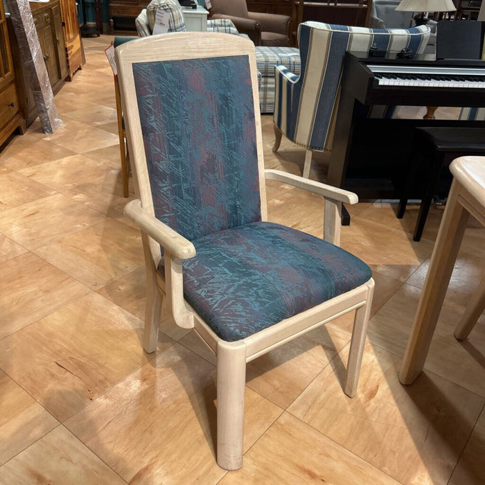 LW DR Table w/ 6CH's+2LF's(LSH)