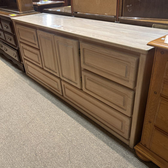 2-Door 6-Drawer LW Long Dresser(LSH)