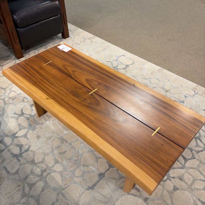 Live-Edge Coffee Table(LSH)