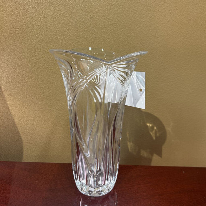 Ornate Tall Glass Vase(AT)