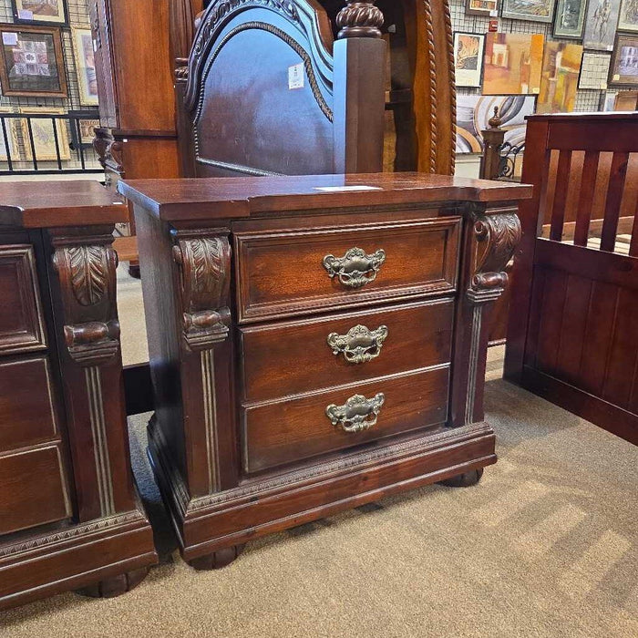 DW 2-Drawer Nightstand(BAH)