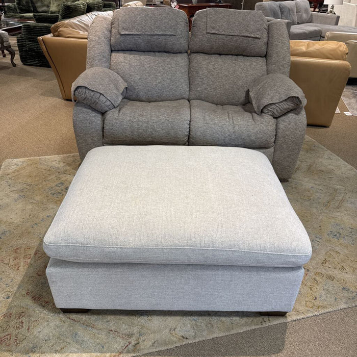 Thomasville Grey Fabric Ottoman(BAH)