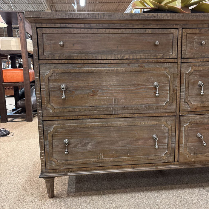 6 Drawer DW Dresser (SAK)