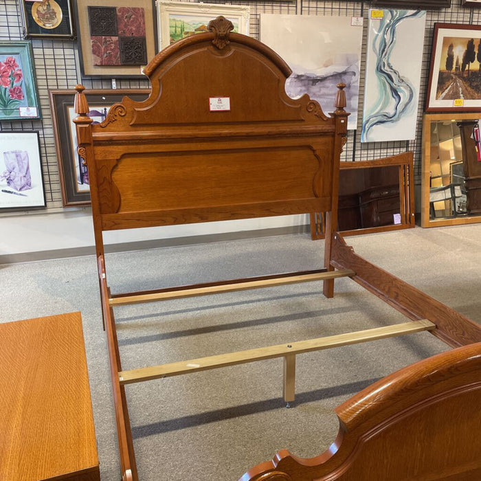 DW Lexington Queen Bedframe(BTK)