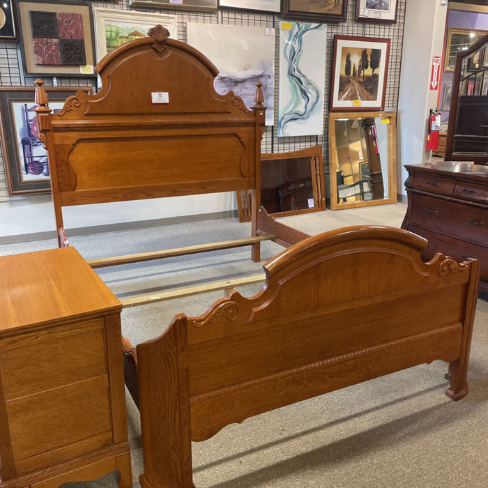 DW Lexington Queen Bedframe(BTK)