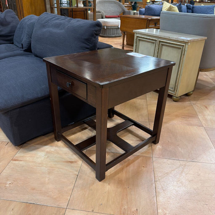 DW End Table(KL)