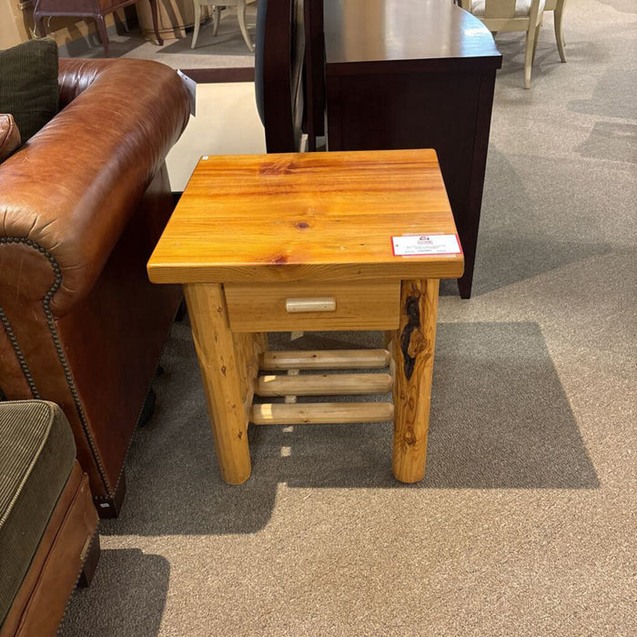 Live-Edge 1-Drawer End Table(BAH)