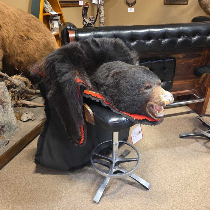 Black Bear Rug(BAH)