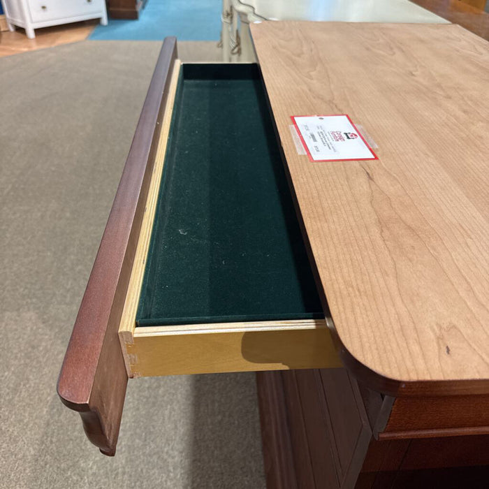 Brown Unfinished 3-Drawer Dresser(BLA)