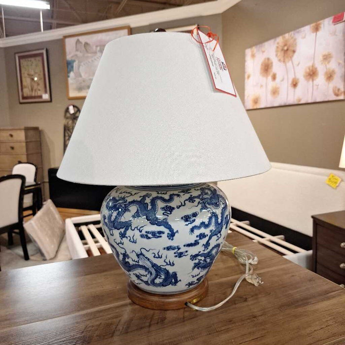 Blue and White Dragon Table Lamp (LS)