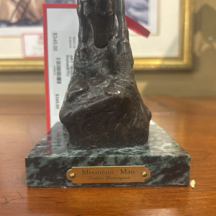 "Mountain Man" Statue(BTK)