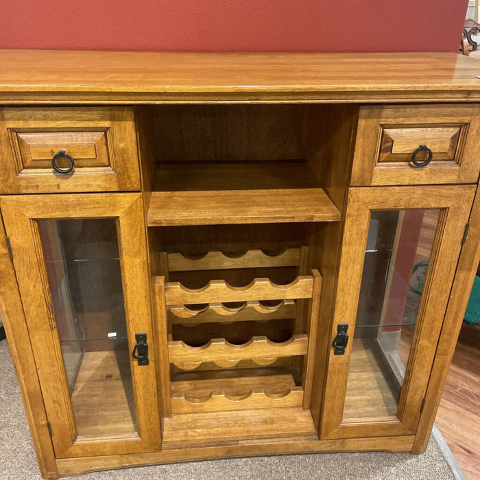 Oak 2-Door Wine Cabinet(BTK)