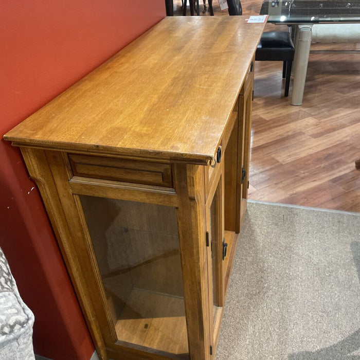 Oak 2-Door Wine Cabinet(BTK)