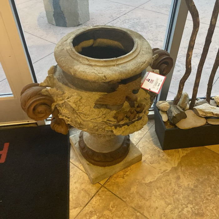 Outdoor Stone Ornate Planter(SK)