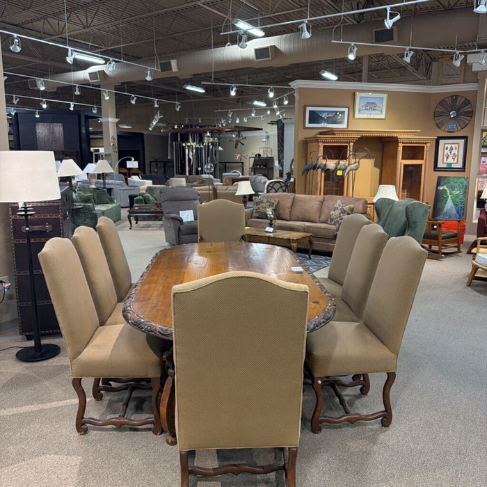 Carved Wood DR Table w/ 8CH(MKH)