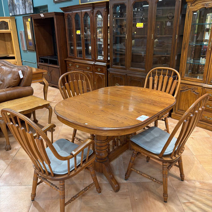 Oak DR Table 4CH's+2LF's(LSH)