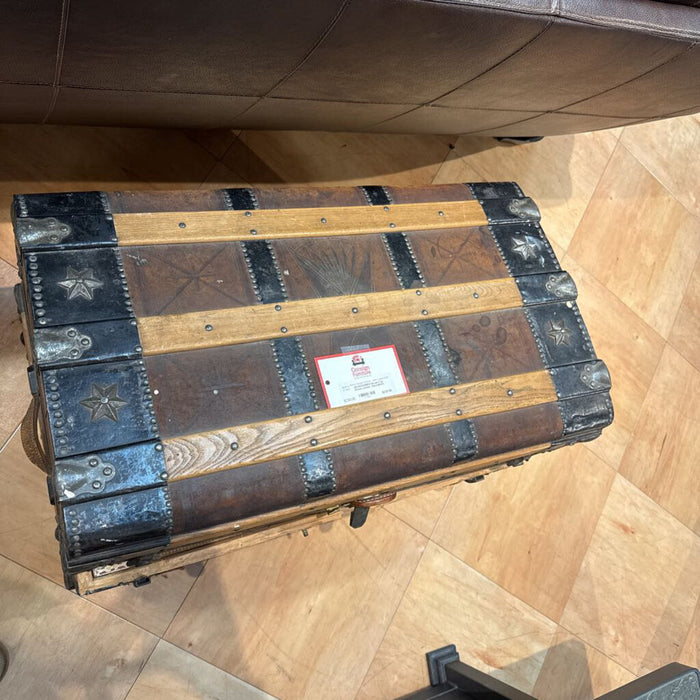 Brown/Tan Wood Leather Chest(BAH)