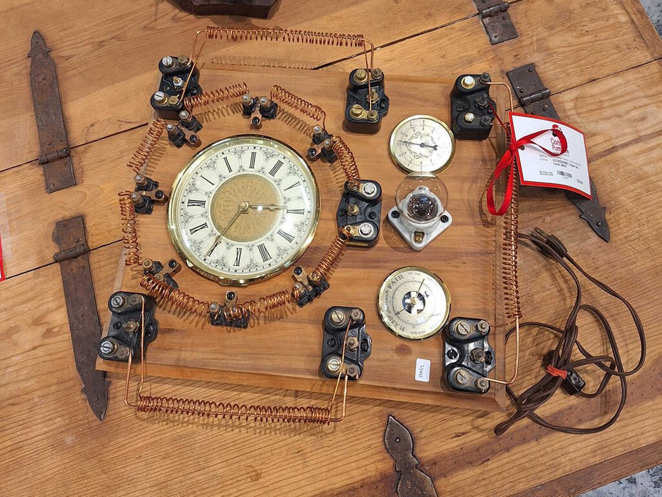 Copper Wire Clock (BAH)