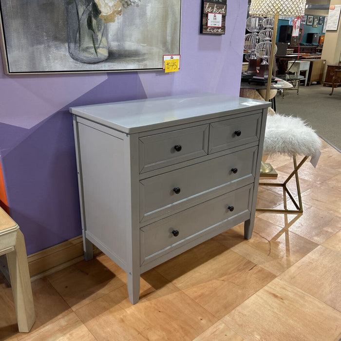 Grey 4 Drawer Dresser (LAH)