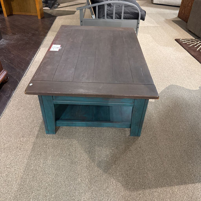 Coffee Table (LCK)