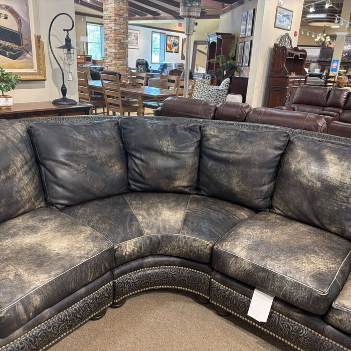 Omnia Black Leather Sectional (AMKH)