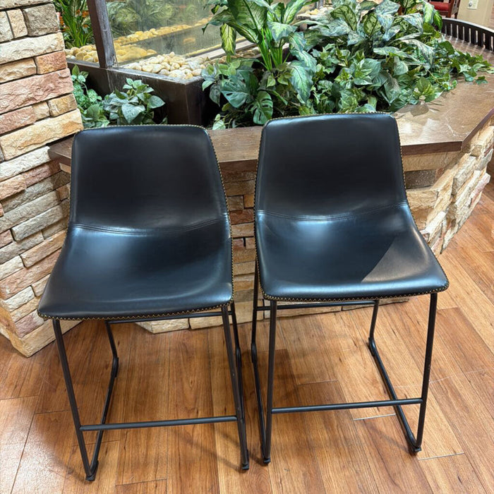 Set of 2 Black barstools (BIH)