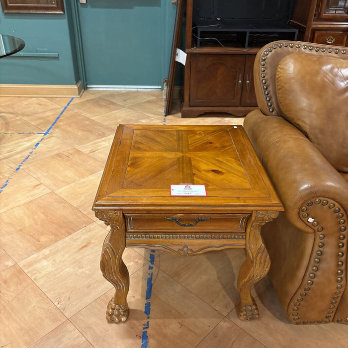 Ornate Oak 1-Drawer End Table(TI)
