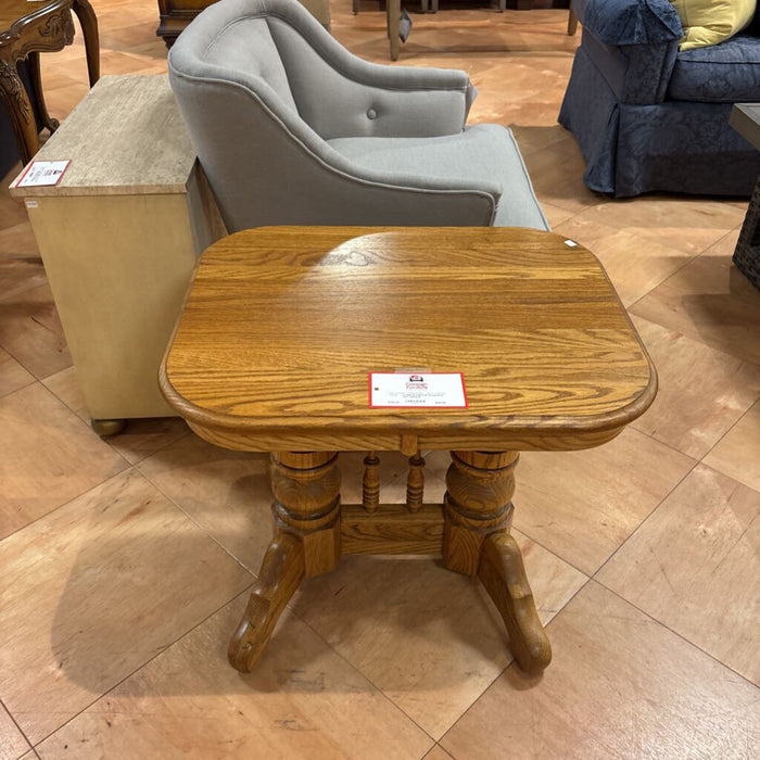 Oak Dragonfeet End Table(LS)