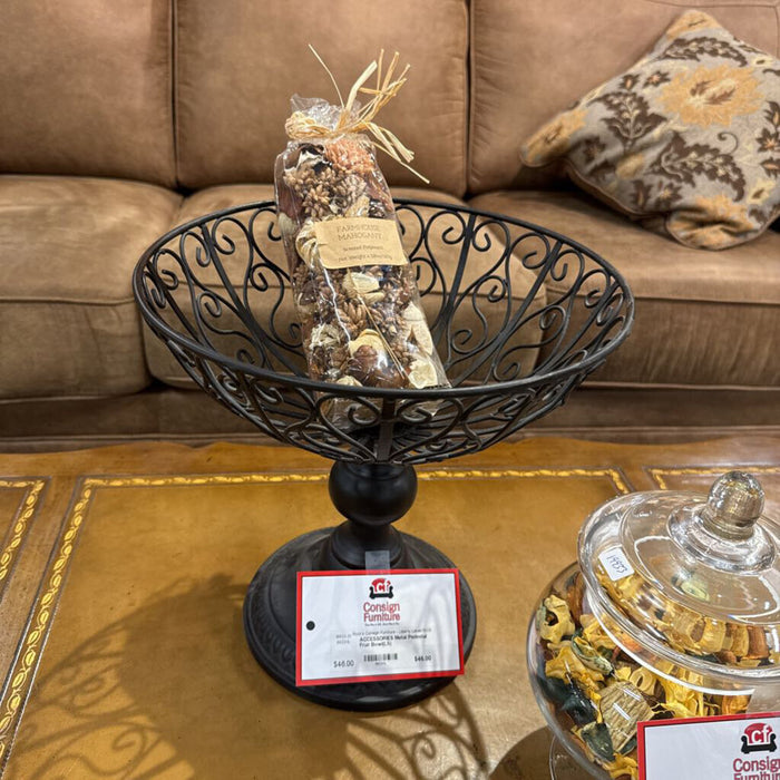Metal Pedestal Fruit Bowl(LS)