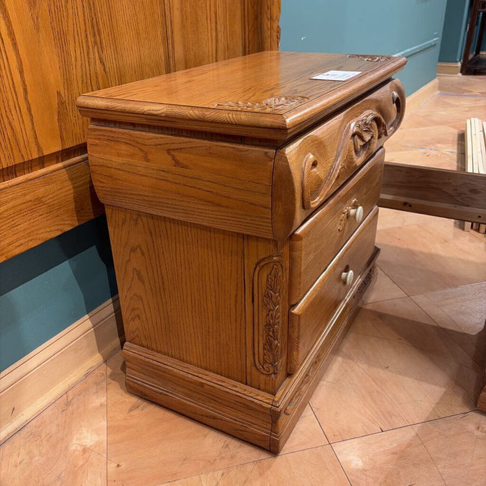 3-Drawer LW Carved Nightstand(BHA)