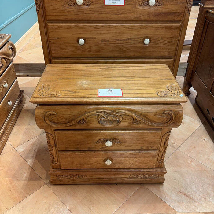 3-Drawer LW Carved Nightstand(BHA)