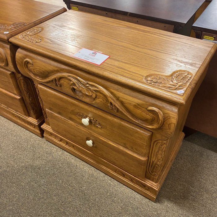 3-Drawer LW Carved Nightstand(BHA)