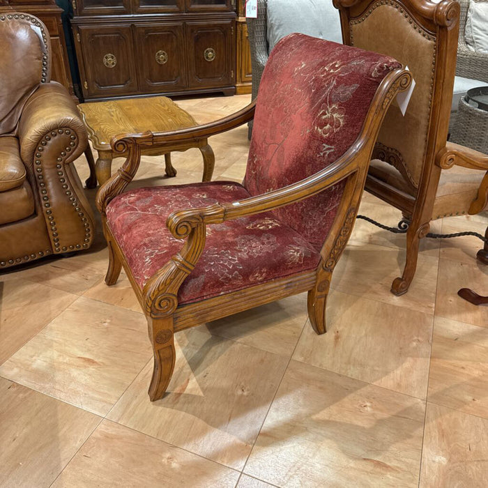 DW Ornate/Carved Fabric Chair(BTK)
