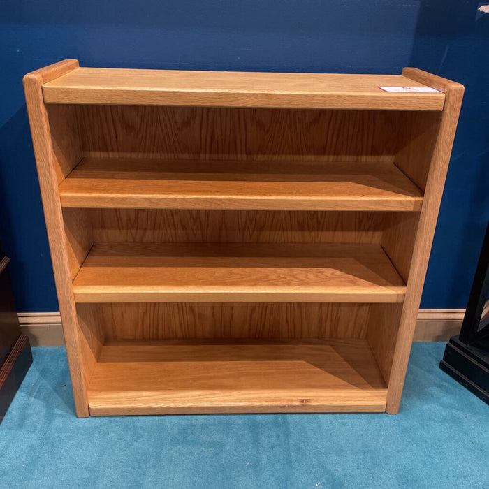 Oak Low-Pro Bookshelf(AT)