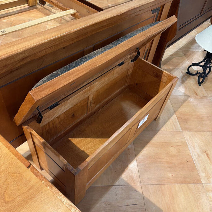 Storage Bench/Chest(BAH)