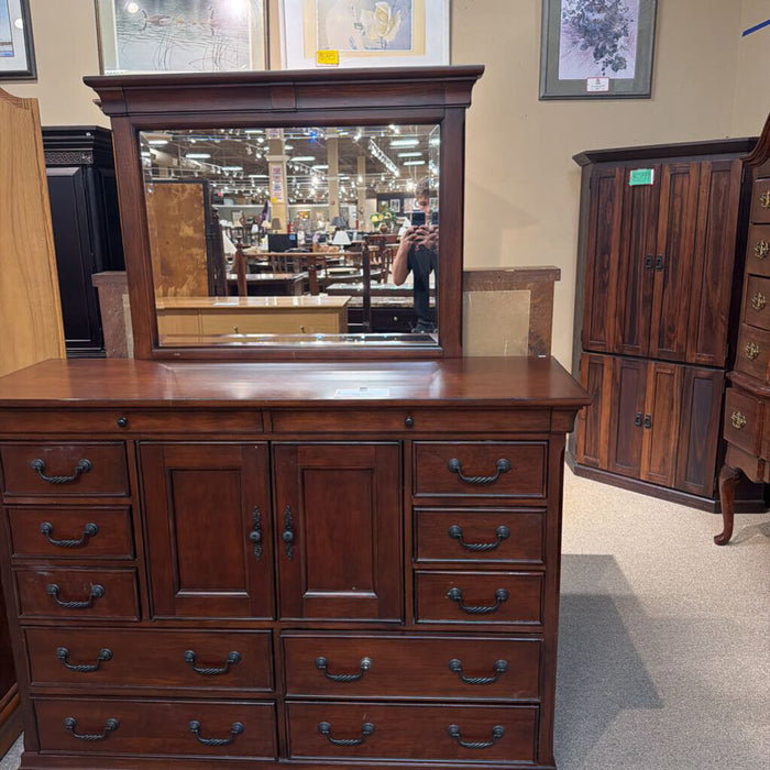12 Drawer DW Dresser w/ Mirror (SAK)