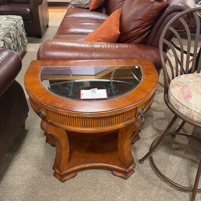 DW GT Half-Circle End Table(TI)