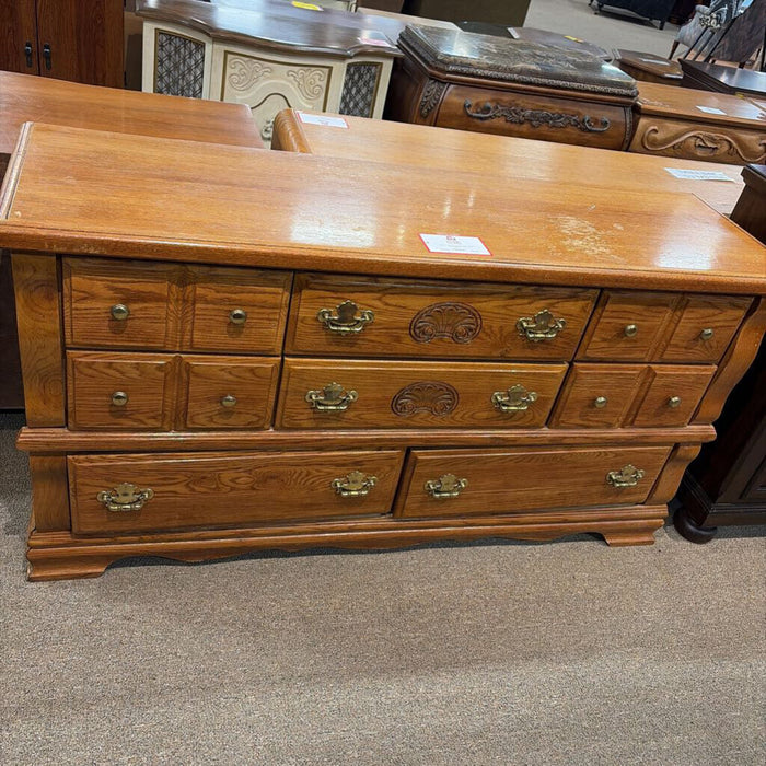 DW Ornate Long Dresser(BTK)
