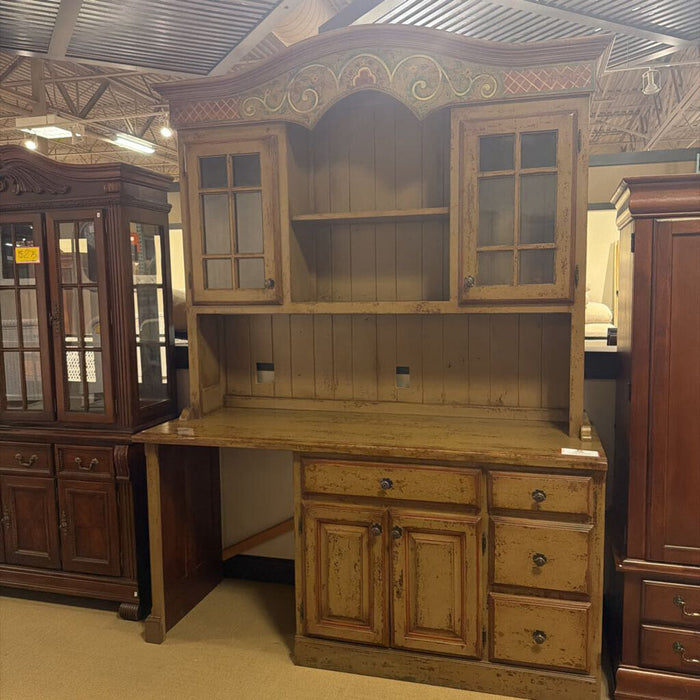Tall Tan/Brown Custom 2PC Hutch(TIH)