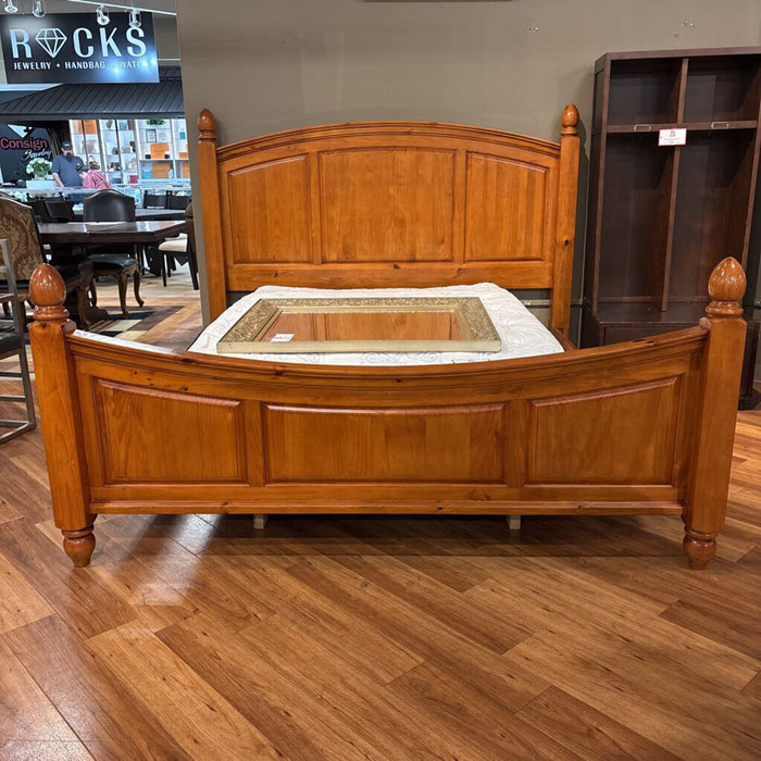 King Acorn Bedframe(ATH)