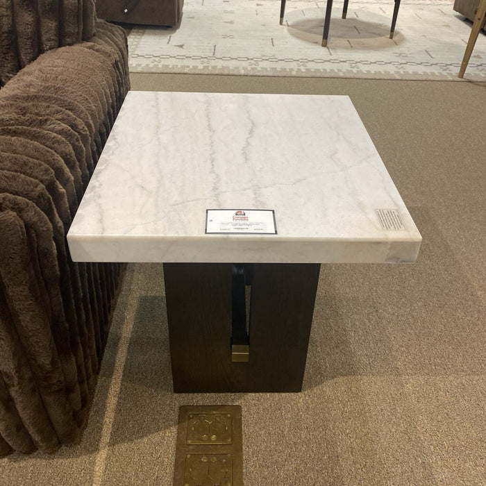 Burkhaus End Table (ABK) (T779-3)