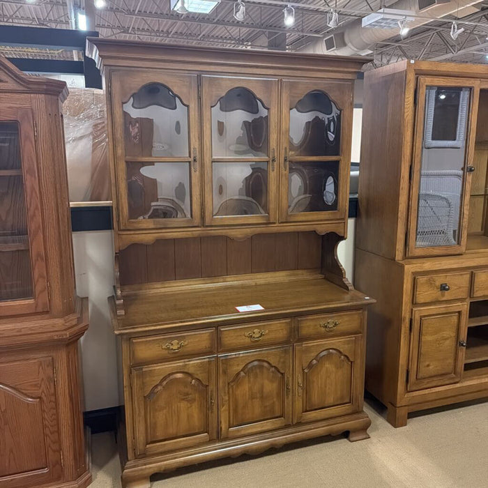 DW 2PC Hutch(BAH)