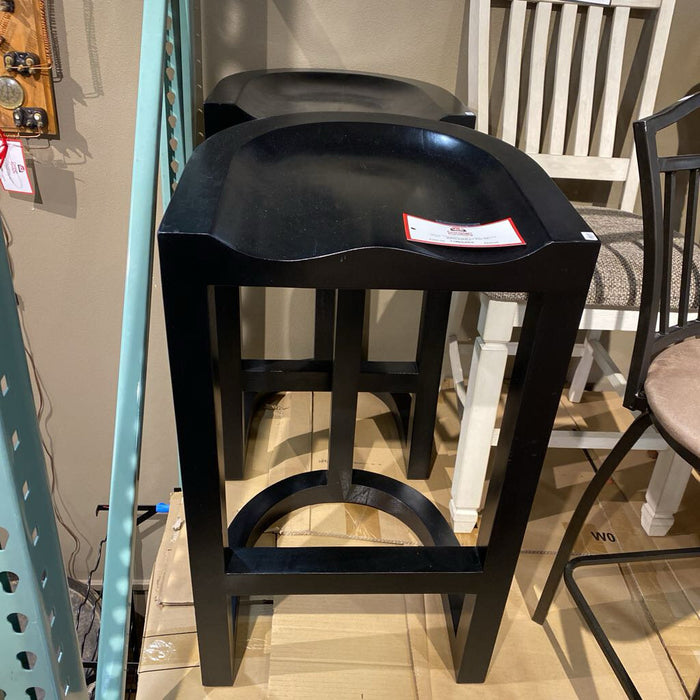 S/2 Solid DW Barstools(BAH)
