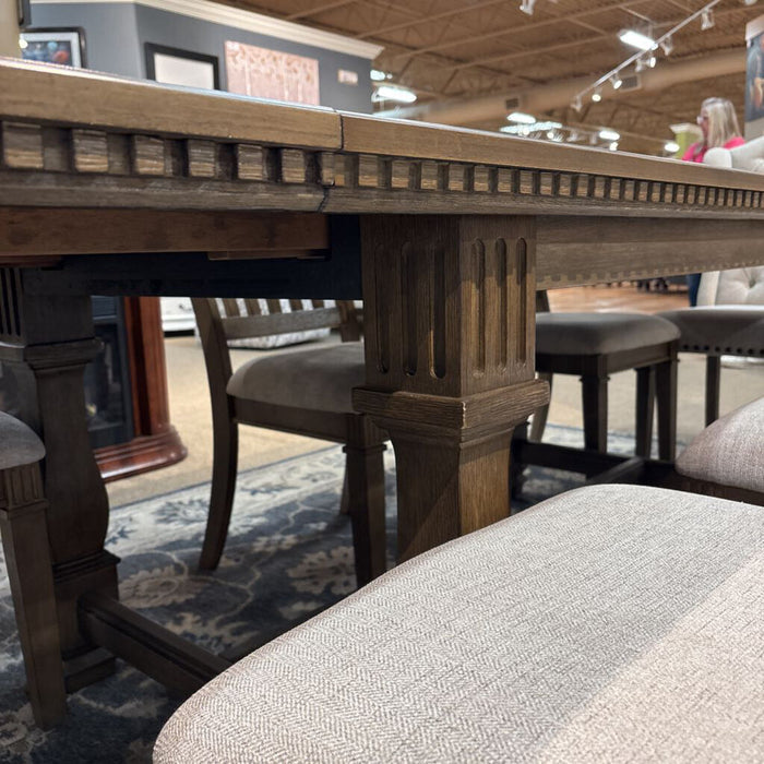 DW Dining Table+8 Chairs (BKHH)