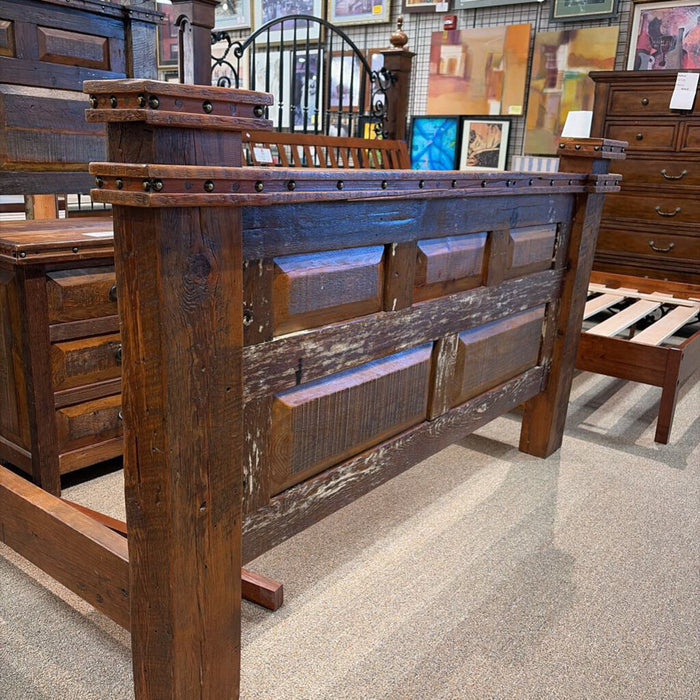 Reclaimed Wood Queen Bedframe(ISK)