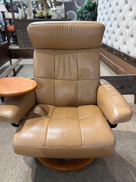 Tan Stressless Chair + Ottoman (BLMH)