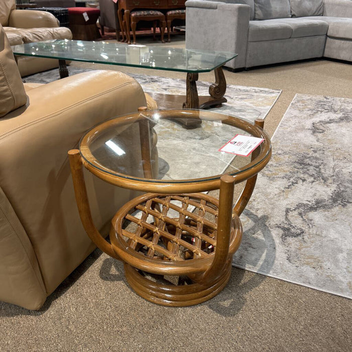 Sm GT Round End Table (BA)
