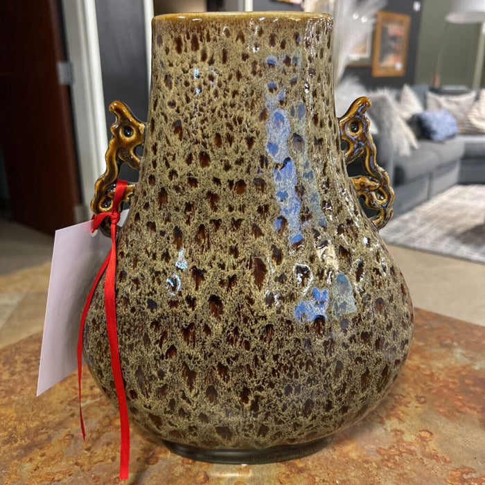 Flat Speckled Vase (AT)