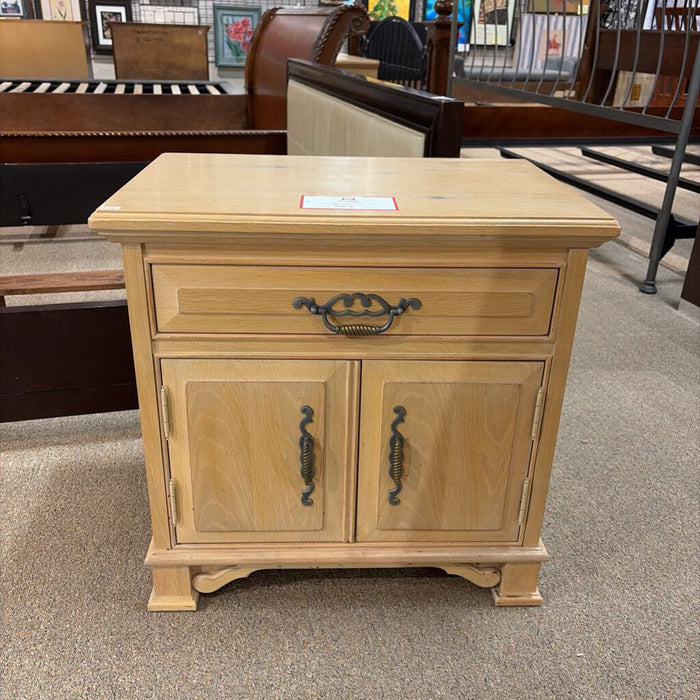 2-Door LW Nightstand(TI)